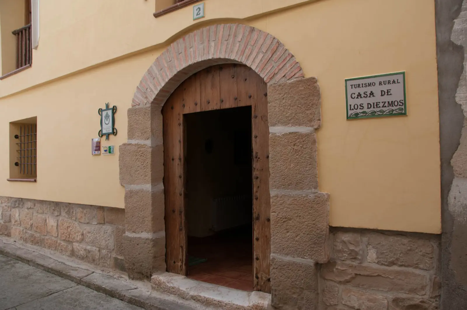 Fachada de la Casa de Diezmos y Primicias en Alborge